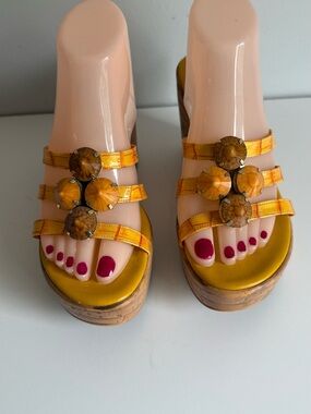 Women’s Yellow Patent Leather Wedge Sandals with Faux Gem Accents SZ 9 / 40
